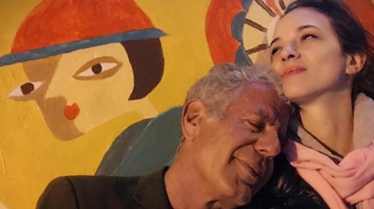 Asia Argento y Anthony Bourdain