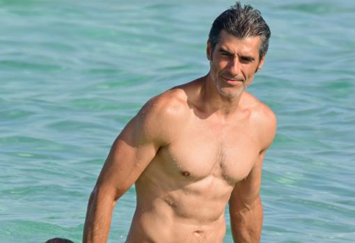 El espectacular cuerpazo de Jorge Fernández a sus 46 años