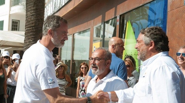 Don Felipe participa en la Copa del Rey de Barcos de Época