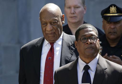 Bill Cosby abandona los juzgados