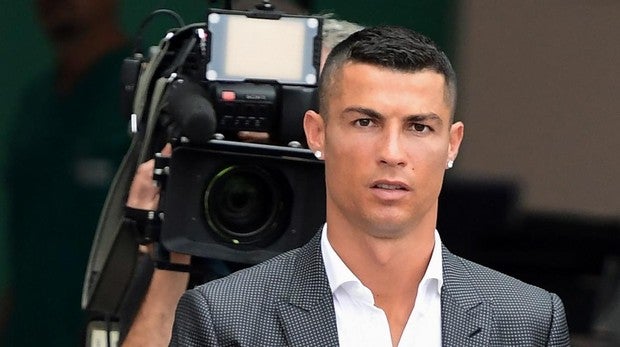 Se filtra el documento que firmó Cristiano Ronaldo con la mujer que le acusa de violación