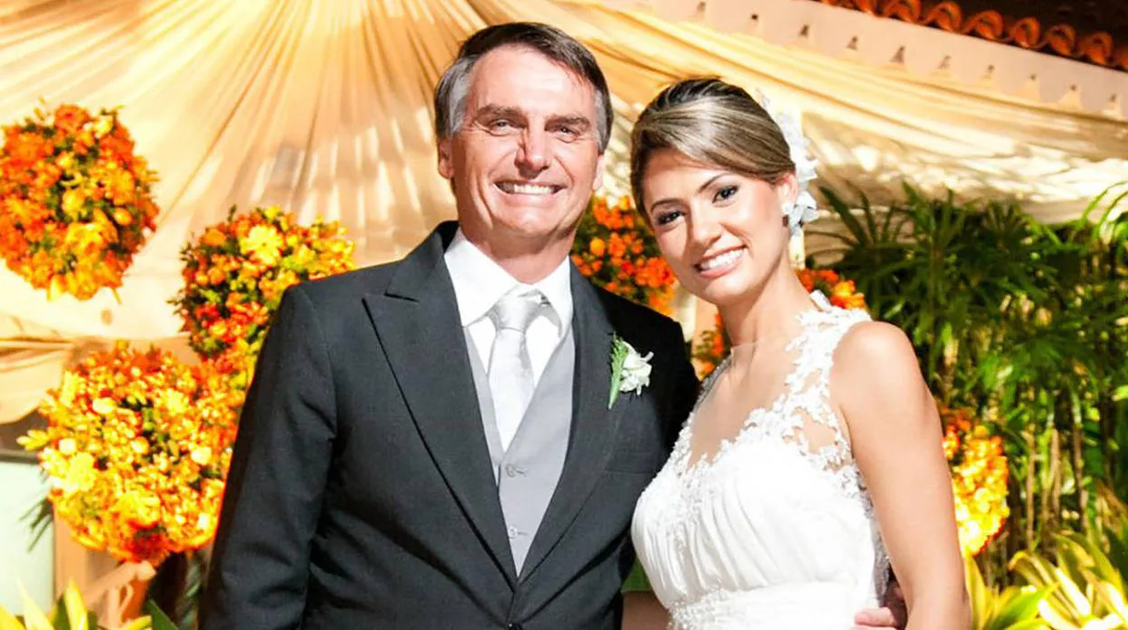 Jair y Michelle Bolsonaro, el día de su boda religiosa en 2013