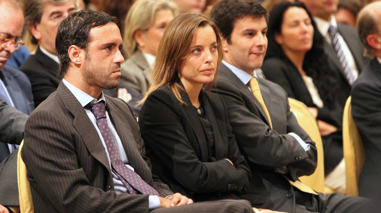 Mario Conde JR y Alejandra Conde, durante la presentación del libro «De aquí se sale»