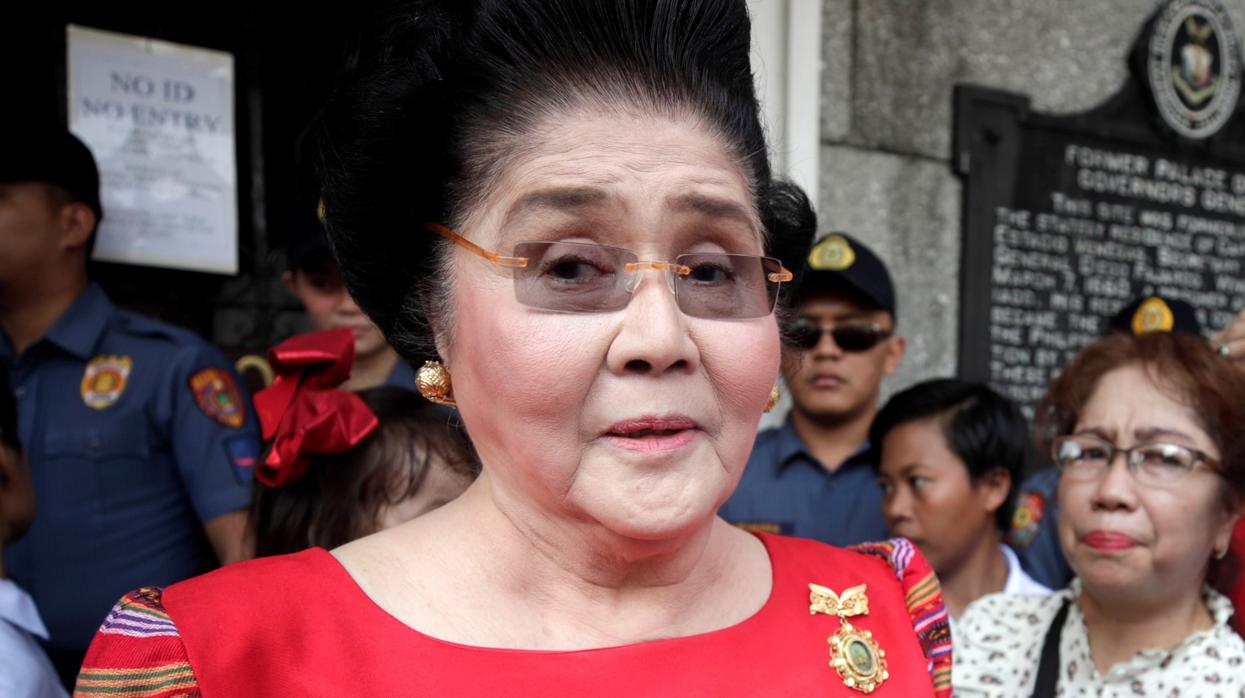 Imelda Marcos, perseguida por su pasado