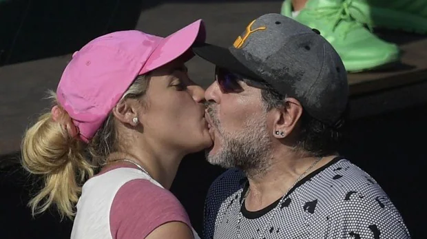 Maradona y Rocío Oliva, una relación tóxica rodeada de polémicas