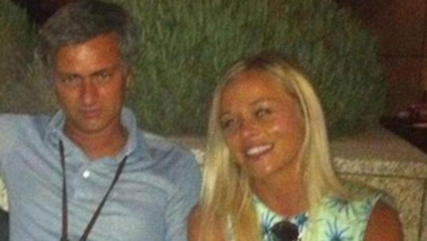 La prensa amarilla británica atribuye a Mourinho una infidelidad