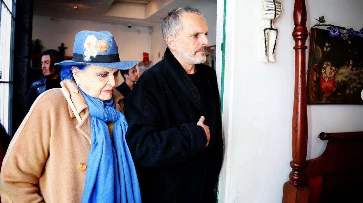 Lucía y Miguel Bosé en la Casa Azul de Frida Kahlo