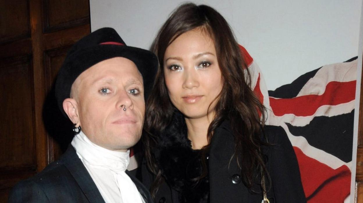 Keith Flint y Mayumi