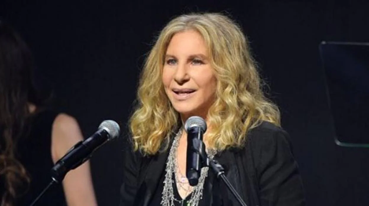 Barbara Streisand, arrepentida tras defender los supuestos abusos sexuales de Michael Jackson