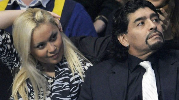 Maradona, otra vez solo: Verónica Ojeda le deja y vuelve a su país