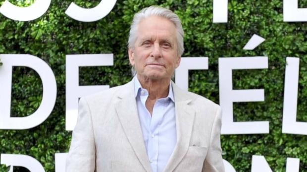 Michael Douglas, un «hombre anuncio» de su propia casa