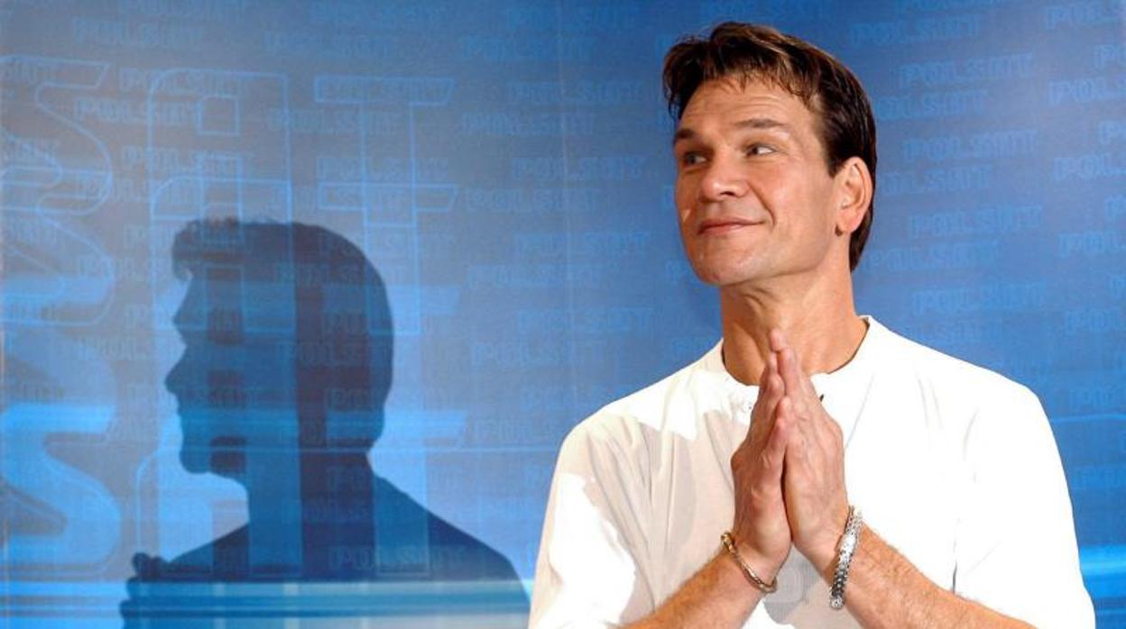 Patrick Swayze durante una rueda de prensa en 2009