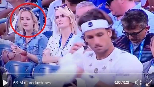 Feliciano López se quita la camiseta y la reacción de una aficionada en las gradas se vuelve viral