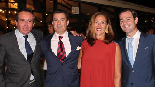 Rafael Martín Brenes, Álvaro López de Carrizosa, María Ángeles González Rivero y Borja González Pastor