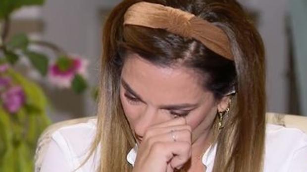 Raquel Bollo rompe a llorar al hablar del embarazo de su hija