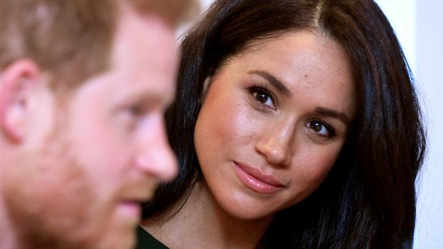 Meghan Markle rompe a llorar al hablar de su difícil adaptación a la realeza