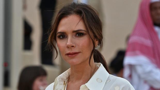 Victoria Beckham se erige como la diseñadora de las royals