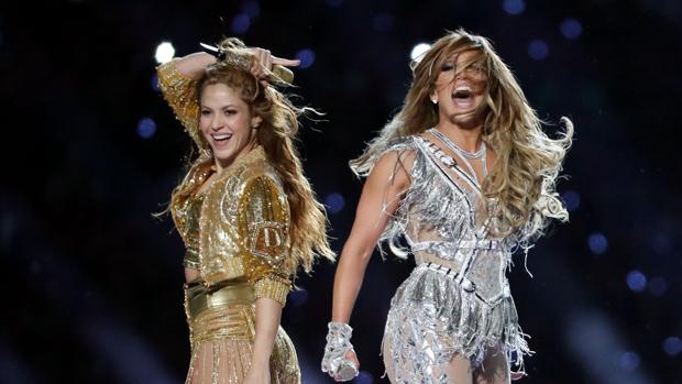 El orgullo latino de Shakira y JLo arrasa en la Super Bowl