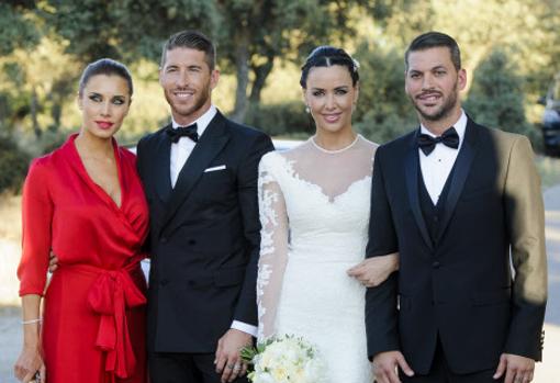 Pilar Rubio y Sergio Ramos junto a Vania Millán y René Ramos el día de su boda