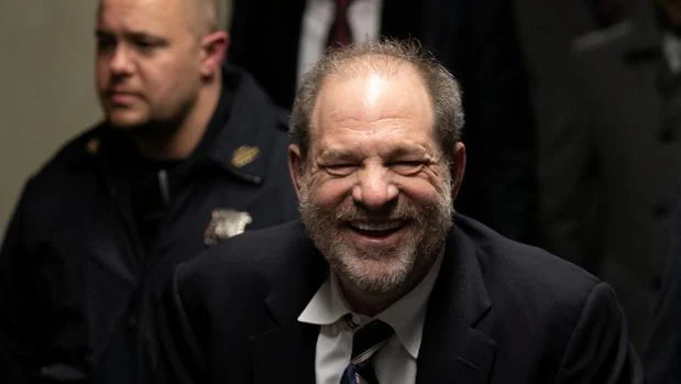 La defensa de Harvey Weinstein acusa a la Fiscalía de crear el guion de una película
