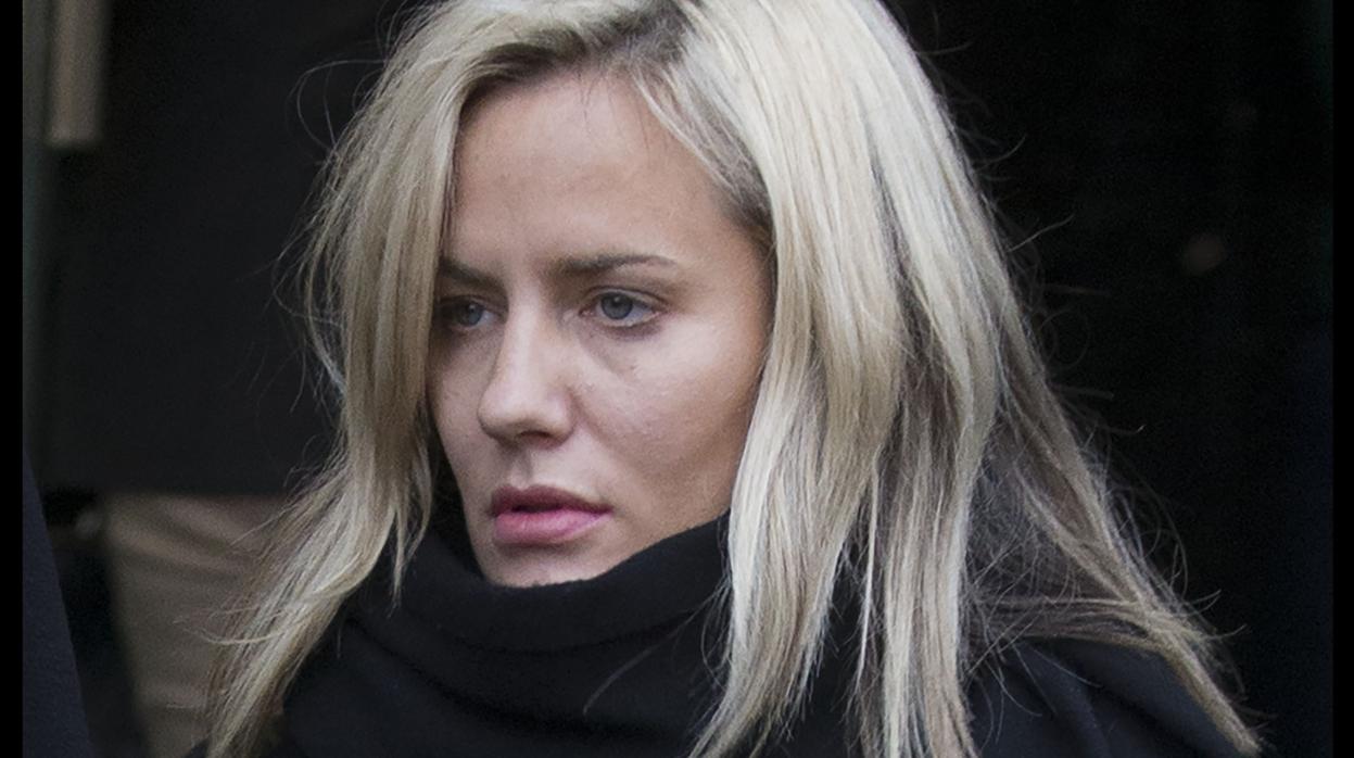 Caroline Flack, tras ser detenida en diciembre por agredir supuestamente a su novio