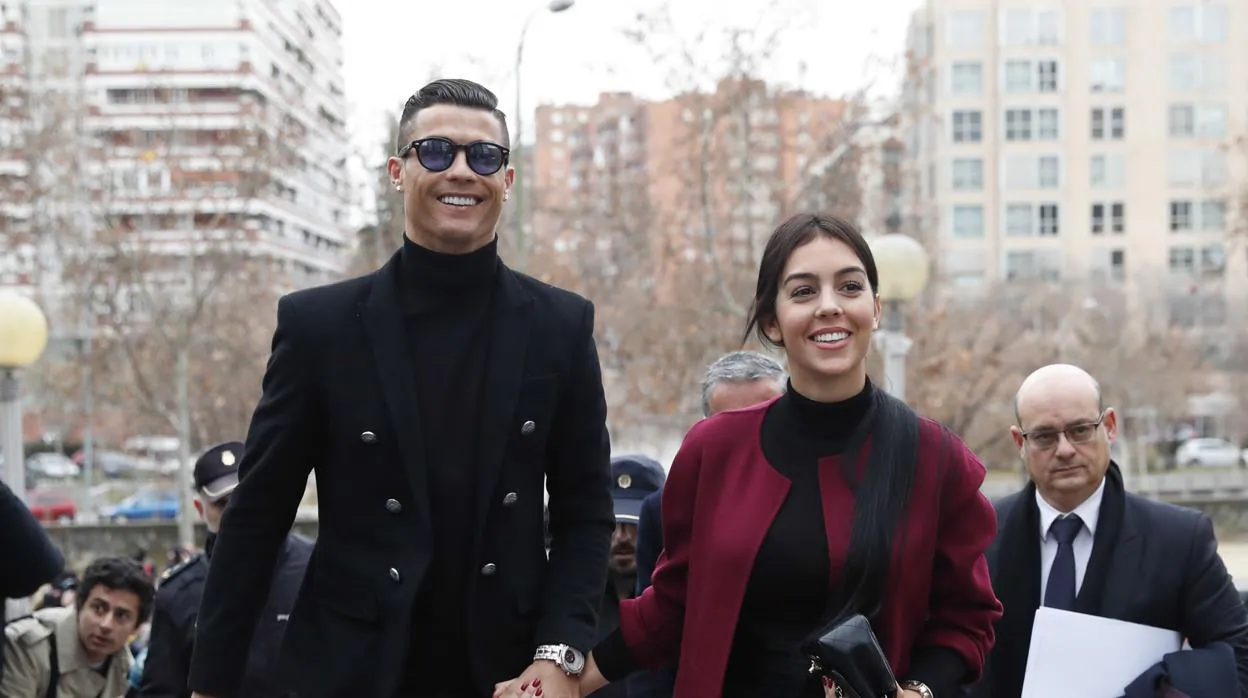 Georgina Rodríguez y Cristiano Ronaldo (imagen de archivo)