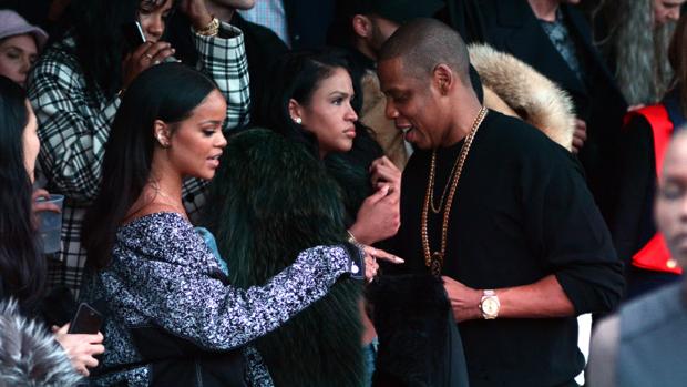 Rihanna y Jay-Z donan un millón de dólares cada uno para ayudar con el coronavirus