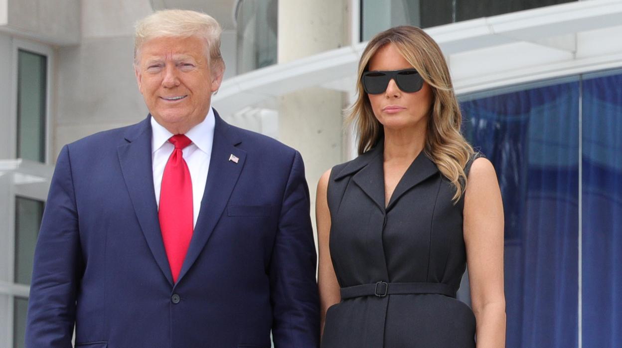 La impactante reacción de Melania cuando Trump pide que sonría para una sesión de fotos