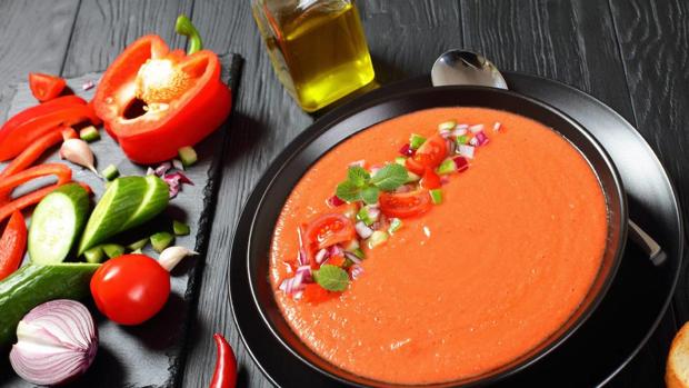 Cómo hacer el gazpacho perfecto y 7 variantes más para tomar este verano