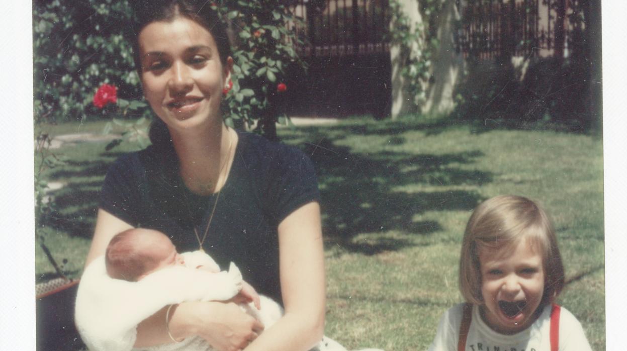 Carmen Posadas: «La llegada de mi segunda hija me convirtió en adulta»