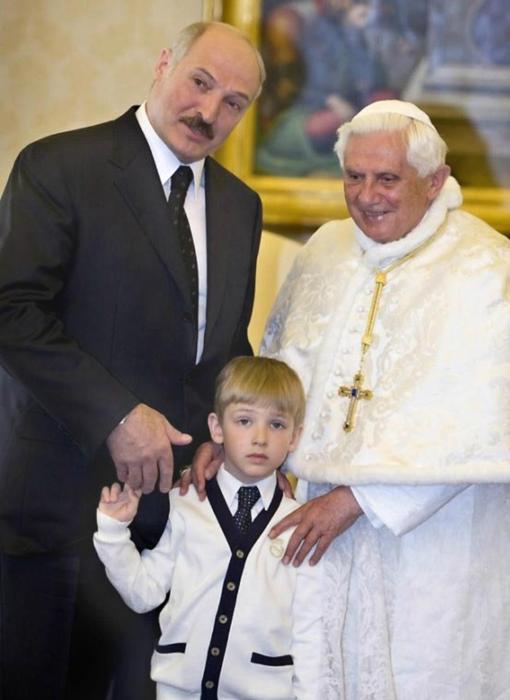 Junto a Benedicto XVI