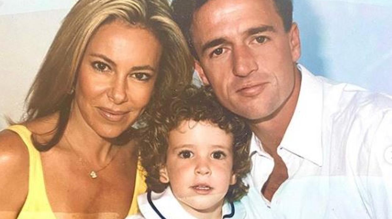 Ana Obregón y Alessandro Lequio junto a su hijo Álex