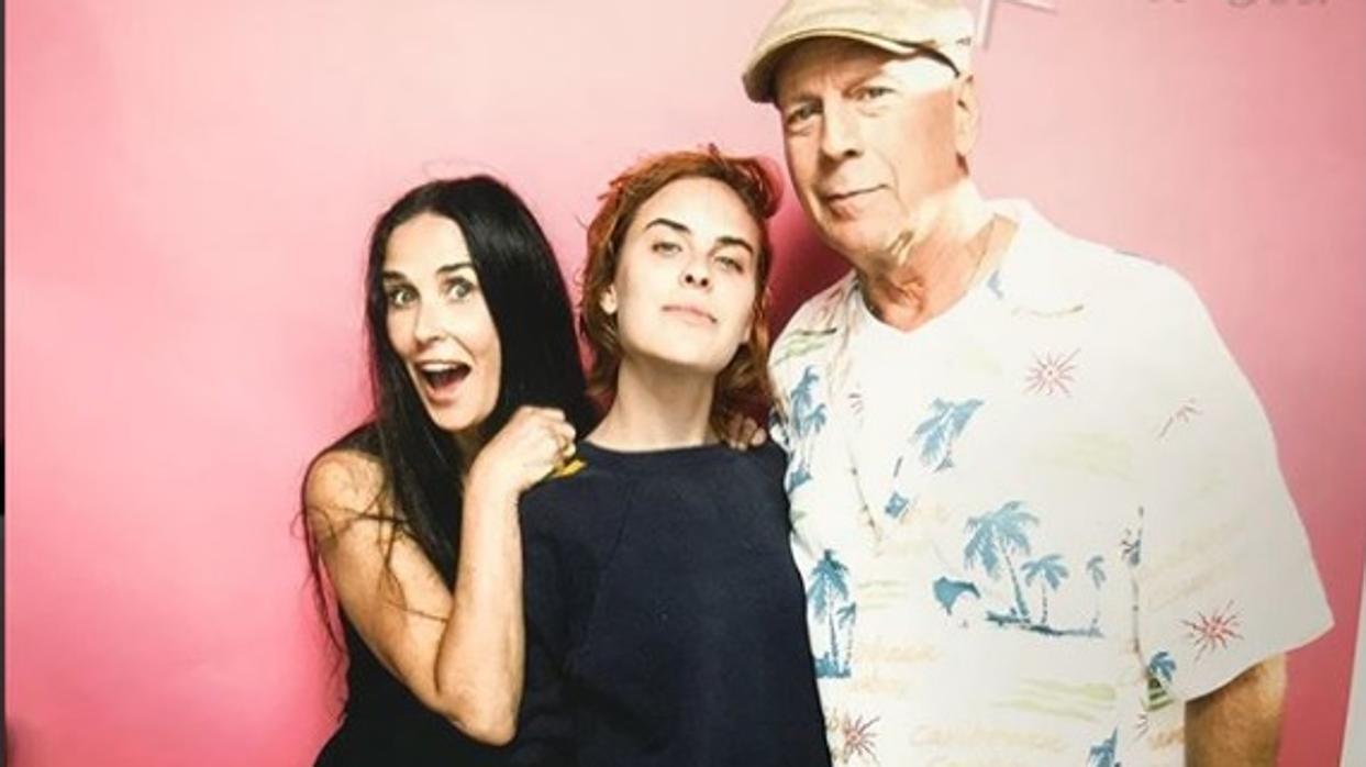 Rumer Willis junto a sus padres