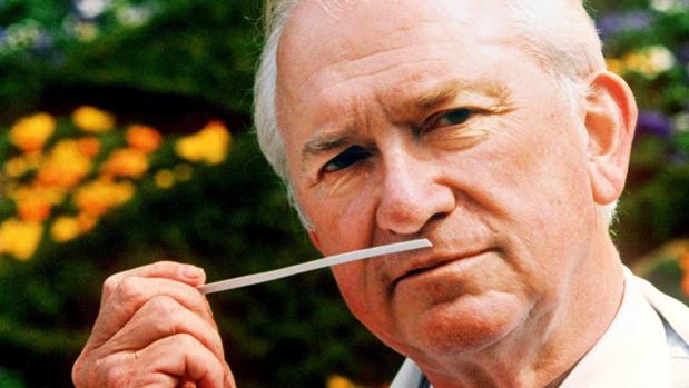 La boda de Jean-Paul Guerlain con una mujer 20 años menor, en manos de un análisis médico