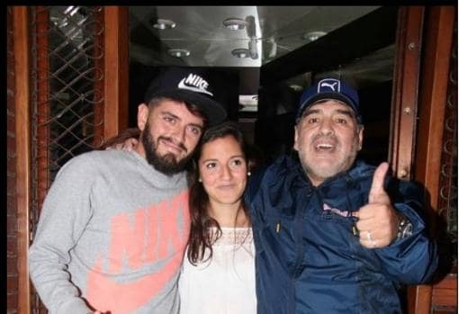 Diego Junior, Rocío Oliva y Diego Armando Maradona