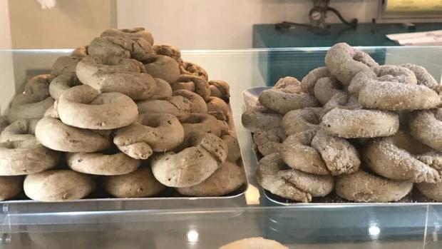 Tradición Repostera Molinos lleva a Triana los sabores dulces de toda la vida