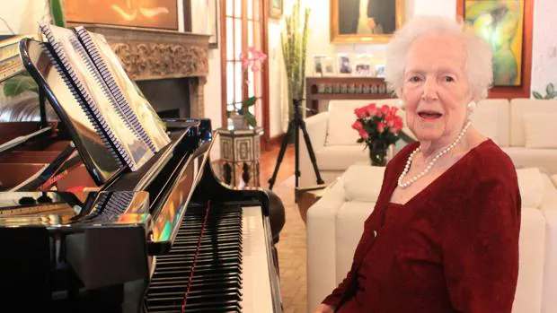 La cubana de 101 años que arrebató dos títulos a la familia Koplowitz