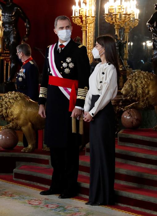 Don Felipe y Doña Letizia en el interior del Palacio Real