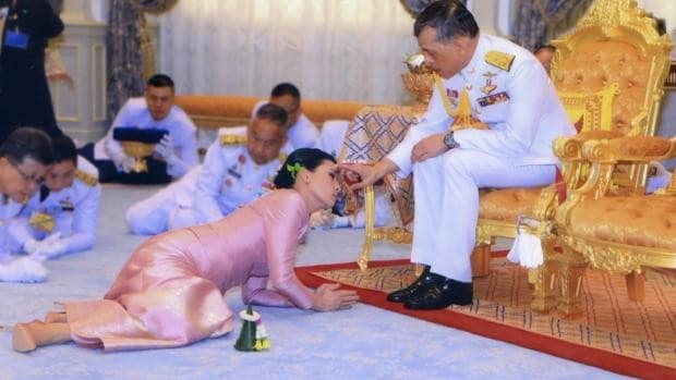 La decisión del Rey de Tailandia con su concubina que podría poner en jaque la corona