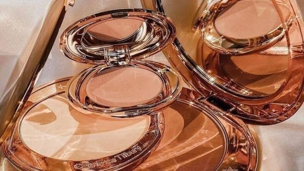 Polvos bronceadores: ¿cuáles son las mejores brochas para aplicarlos?