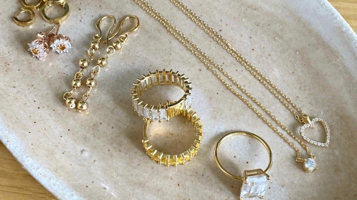 La elegancia de las joyas minimalistas