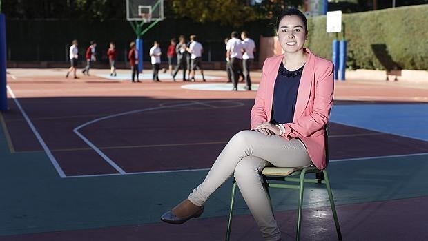 «Los jóvenes cuelgan fotos sin pensar que sus futuros jefes podrán verlas en la red»