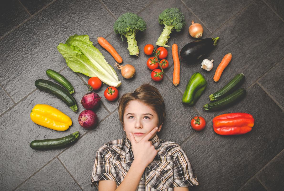 ¿Es sano que los niños sigan una dieta vegana?