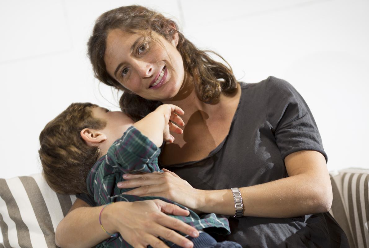 Rocío Martín Díez, con su hijo Felipón en brazos