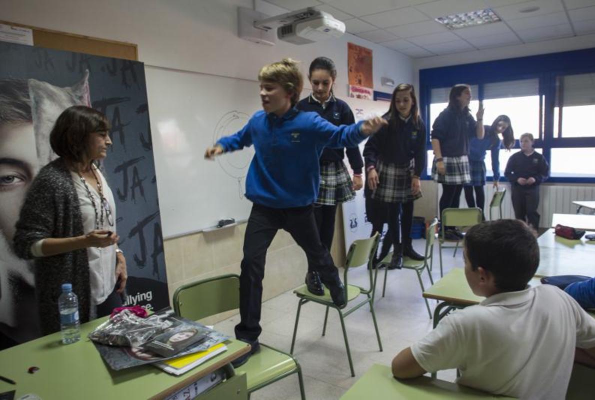 «Defendimos a una compañera que estaba siendo acosada por una chica mayor»