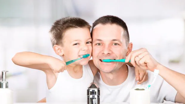 Descubre todo lo que puedes hacer con tu cepillo de dientes viejo