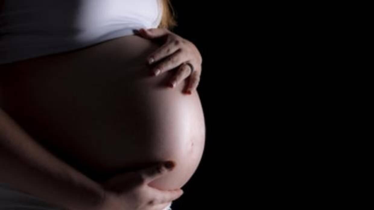 El embarazo es posible en mujeres con esclerosis múltiple