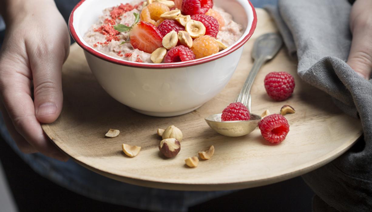 Así se preparan desayunos de avena como los que se ven en Instagram