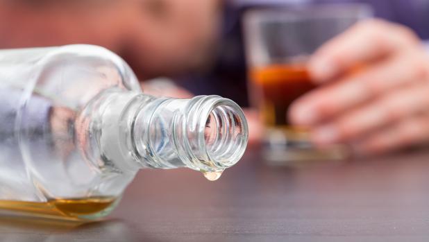 ¿Bebes «lo normal» o tienes una adicción? Siete pasos para dejar el alcohol