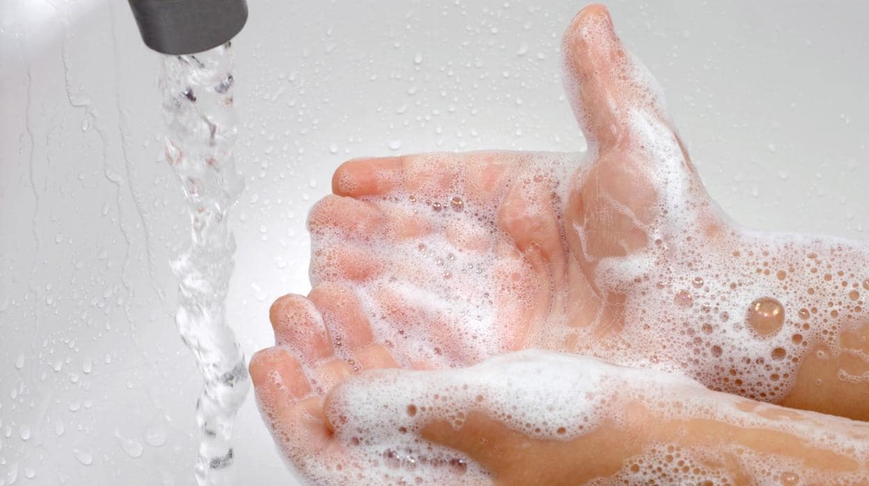Lavarse las manos frecuentemente reduce el impacto de las enfermedades respiratorias